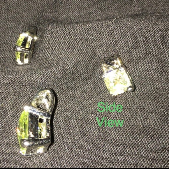 Peridot Look Earrings and Pendant Set -VGUC - Picture 4 of 9
